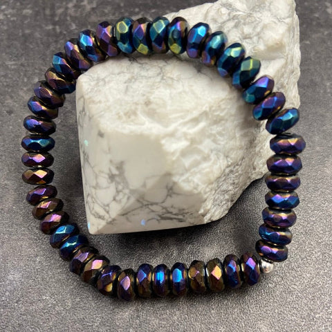 Aura Treated Purple Onyx Crystal Stretch Bracelet