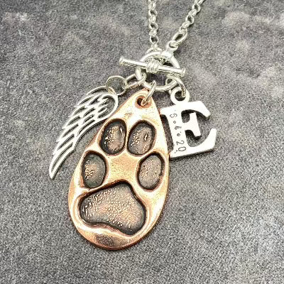 Dog nose 2025 imprint necklace