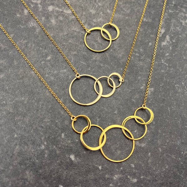 Gold Interlocking Ring Necklace