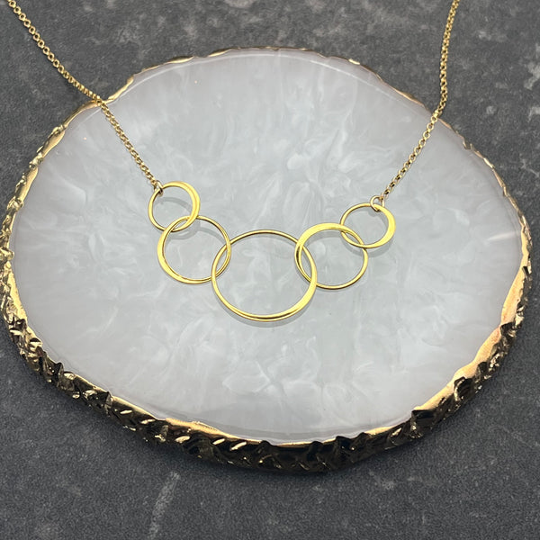 Gold Interlocking Ring Necklace