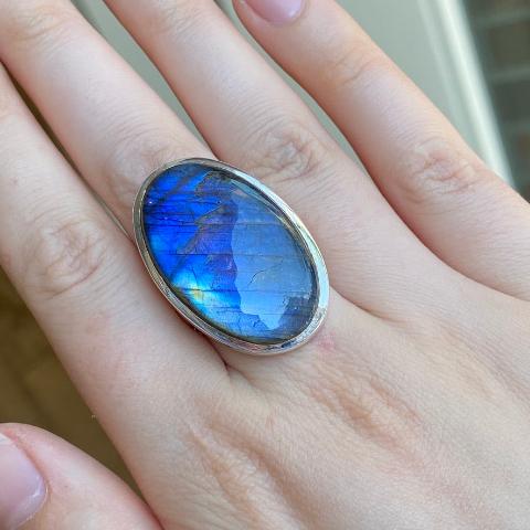 Oval Labradorite Ring