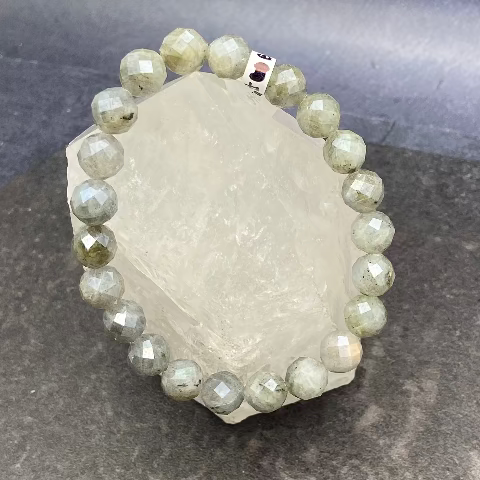 Labradorite Crystal Stretch Bracelet