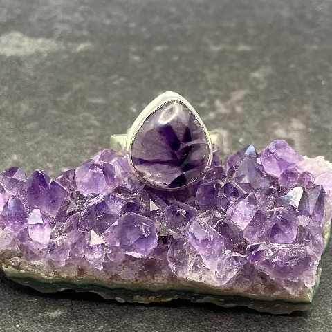 Amethyst Teardrop Ring