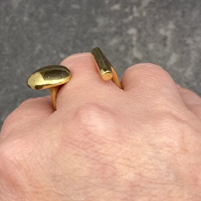 Open Circle Bar Ring