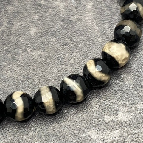 Black and White Tibetan Agate Crystal Stretch Bracelet