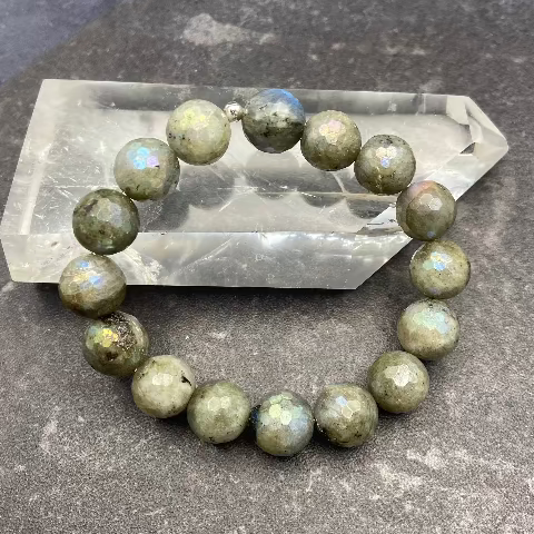 Labradorite Crystal Stretch Bracelet