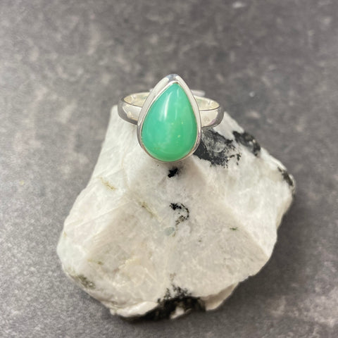 Chrysoprase Teardrop Ring