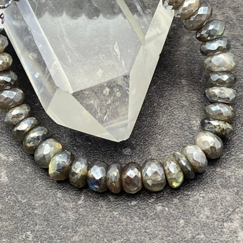 Labradorite Crystal Stretch Bracelet