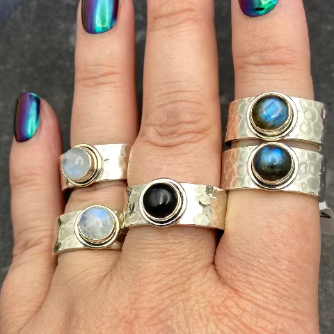 Hammered Ring with Gemstone