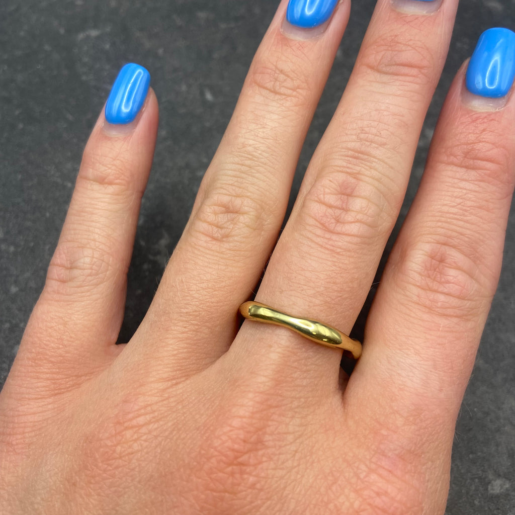 Wavy Band Ring