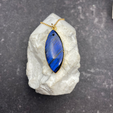 Labradorite Oval Necklace