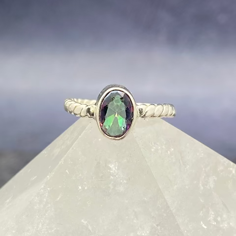 Twisted Band Dainty Rings