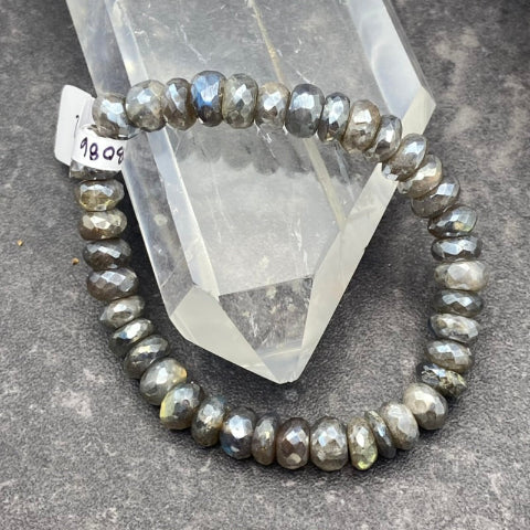 Labradorite Crystal Stretch Bracelet