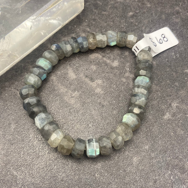 Labradorite Crystal Stretch Bracelet