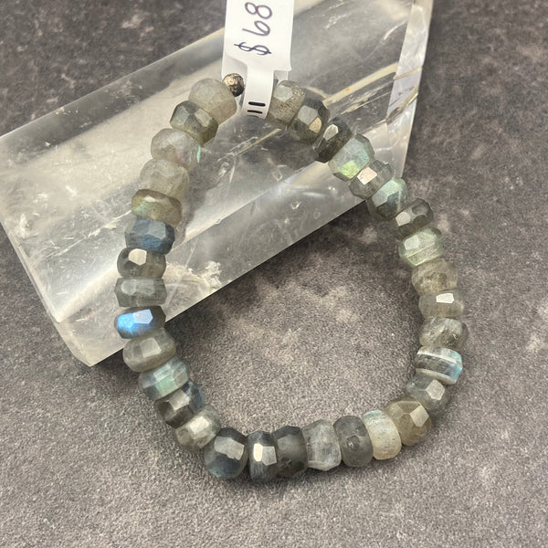 Labradorite Crystal Stretch Bracelet