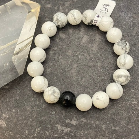 Howlite with Accent Bead Crystal Stretch Bracelet